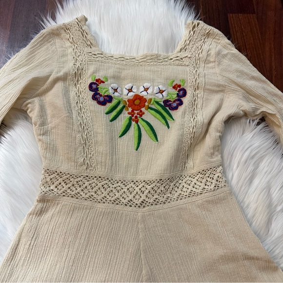 •nwt• Chasing Unicorns Amelia Embroidered Mini Dress - Picture 7 of 16